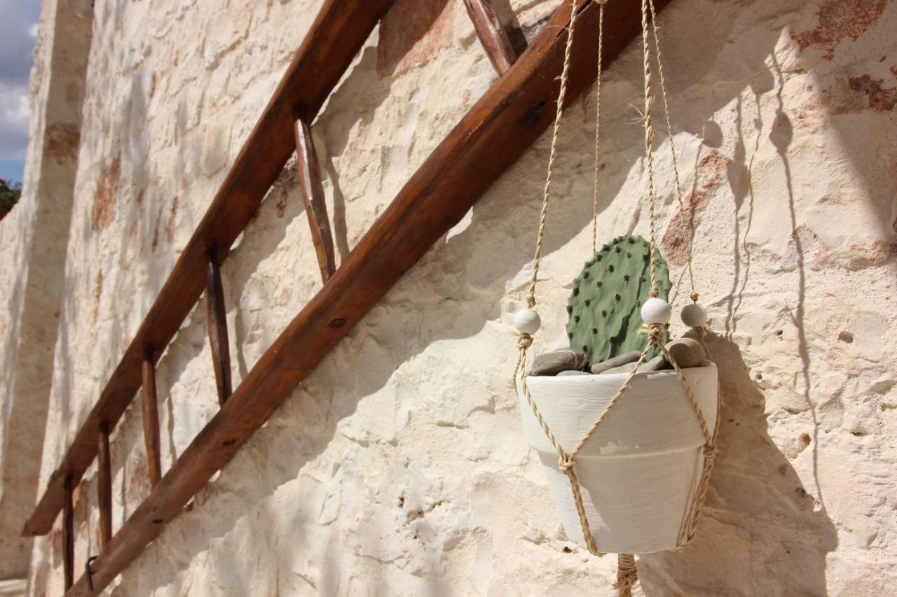 Trullo Rinaldi - Private Pool And Sauna Castellana Grotte Exterior foto